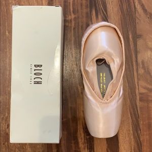 Bloch Point Shoes Toe Shoes Ballet Slippers